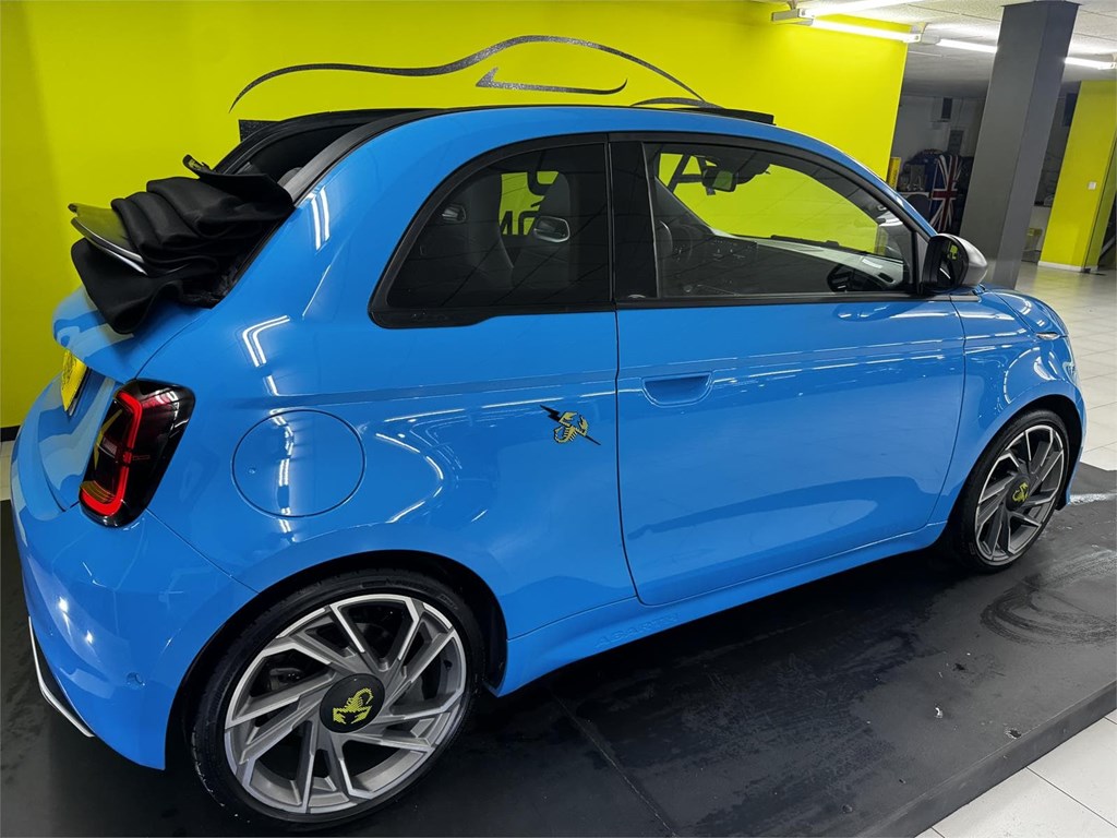 Foto 55 ABARTH 500E  SCORPIONISSIMA
