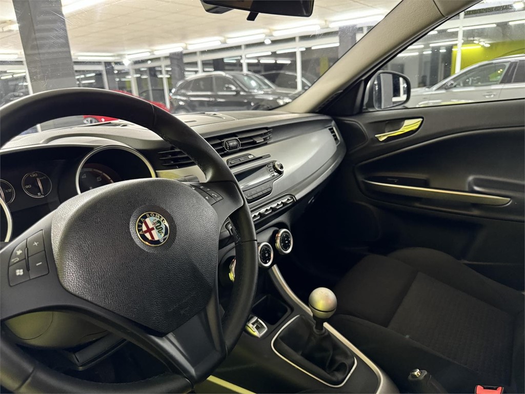 Foto 32 ALFA ROMEO GIULIETTA 