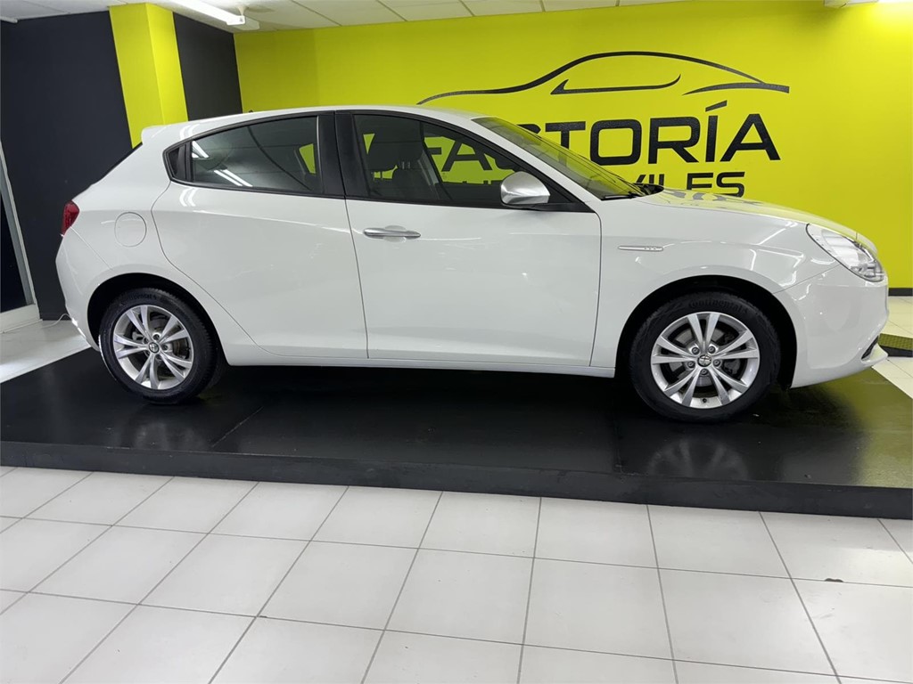 Foto 6 ALFA ROMEO GIULIETTA 
