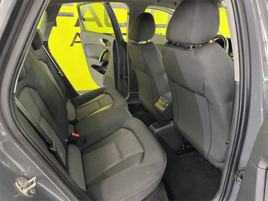 Foto 36 AUDI A1 1.4tdi ULTRA