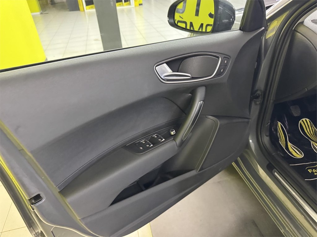 Foto 40 AUDI A1 1.4tdi ULTRA