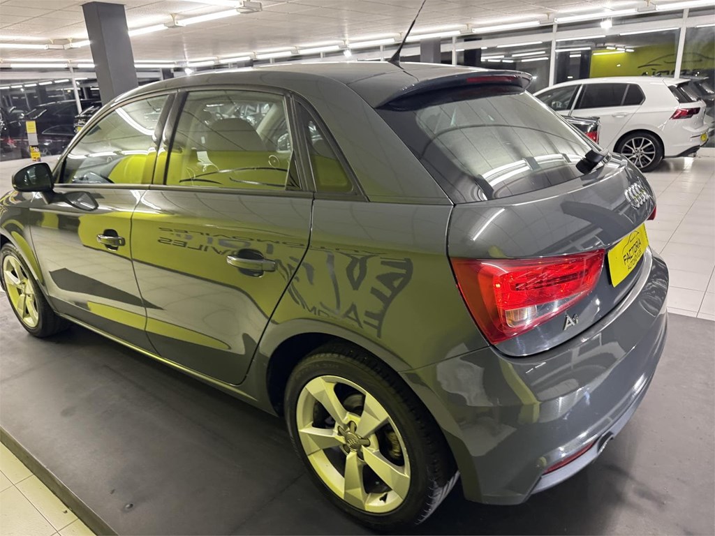 Foto 57 AUDI A1 1.4tdi ULTRA