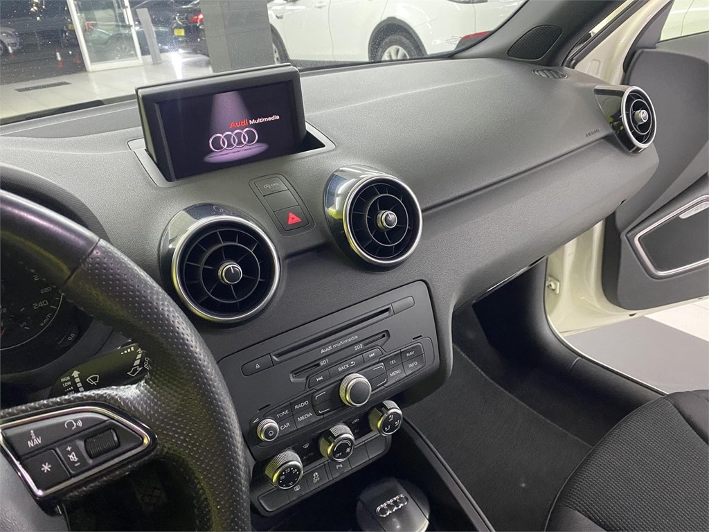 Foto 10 AUDI A1