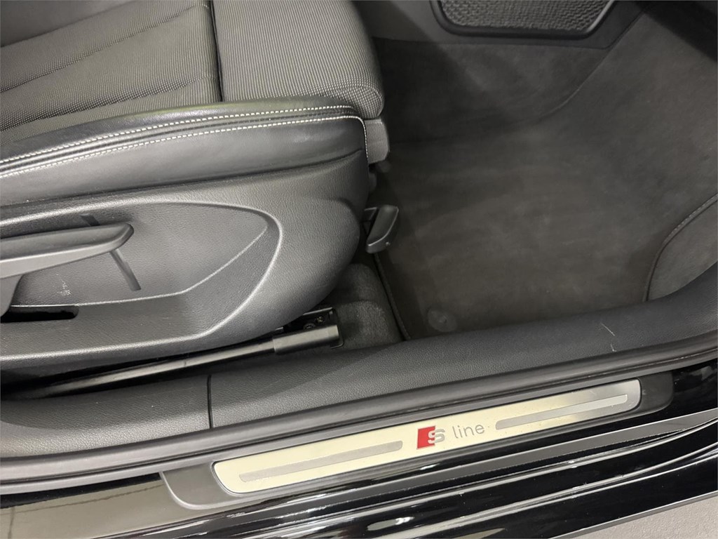Foto 22 AUDI A3 1.4 Tfsi SLINE 