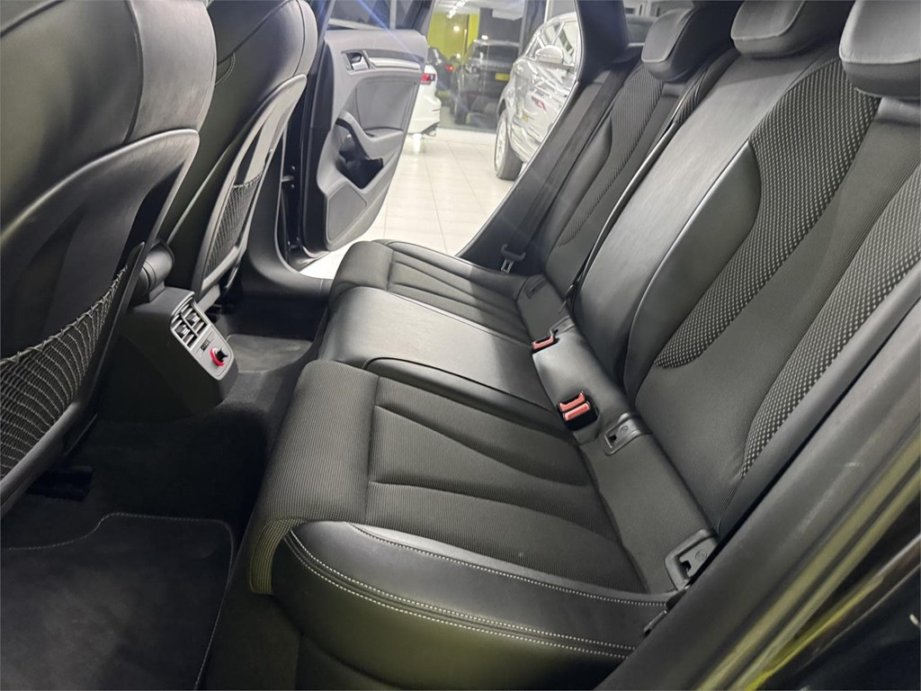 Foto 42 AUDI A3 1.4 Tfsi SLINE 