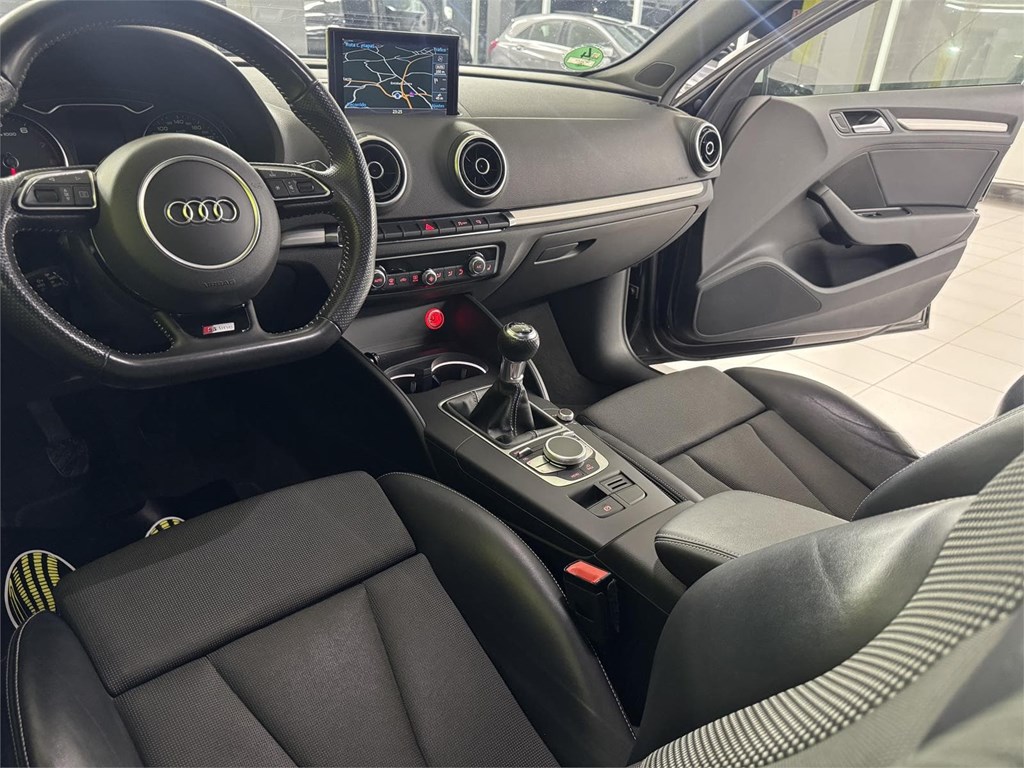 Foto 46 AUDI A3 1.4 Tfsi SLINE 