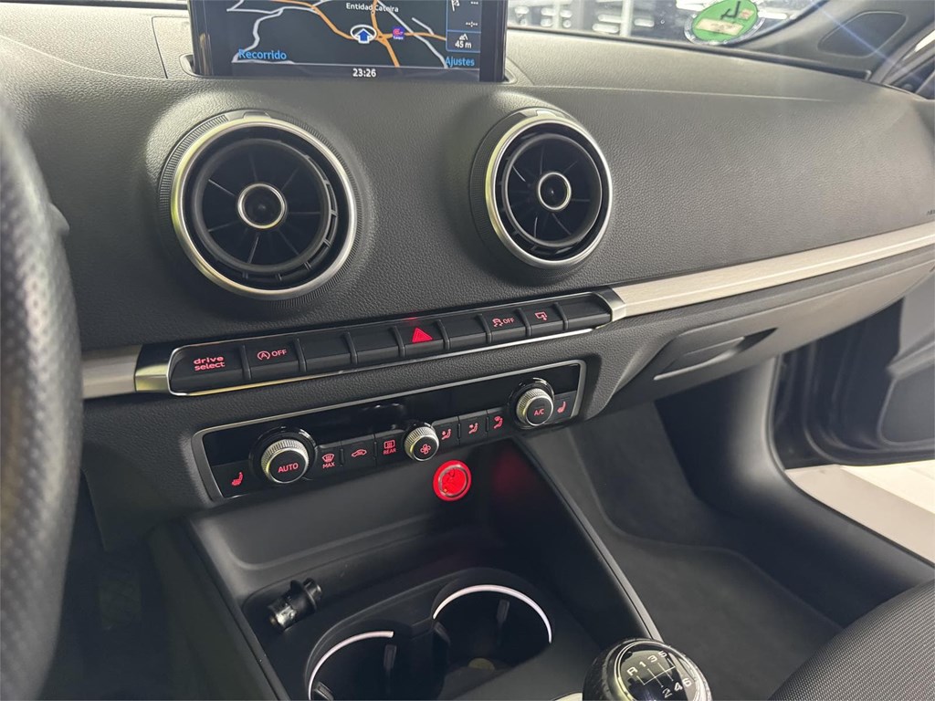 Foto 53 AUDI A3 1.4 Tfsi SLINE 