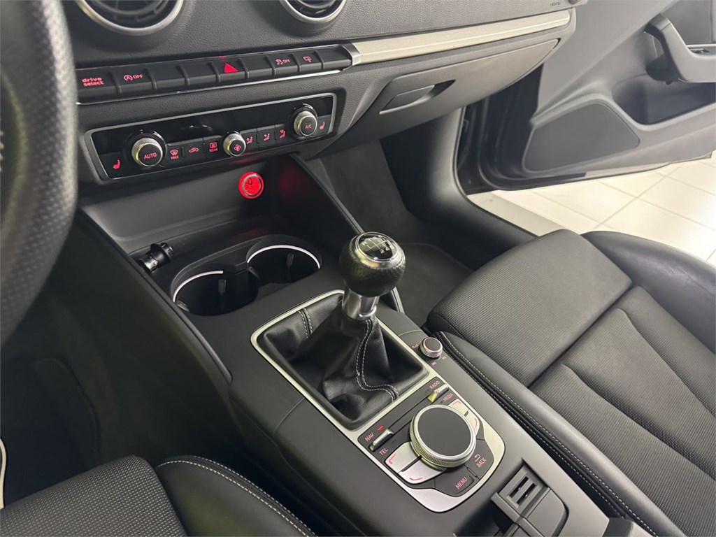 Foto 54 AUDI A3 1.4 Tfsi SLINE 
