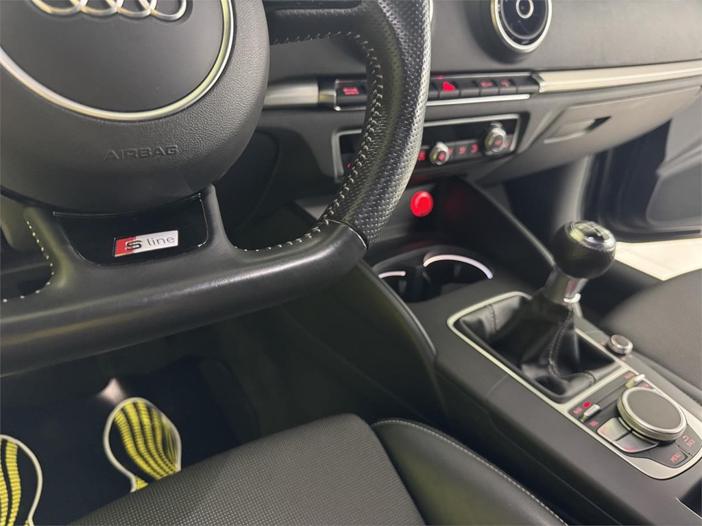 Foto 55 AUDI A3 1.4 Tfsi SLINE 