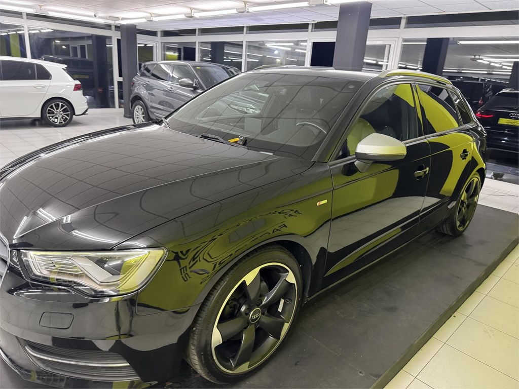 Foto 59 AUDI A3 1.4 Tfsi SLINE 