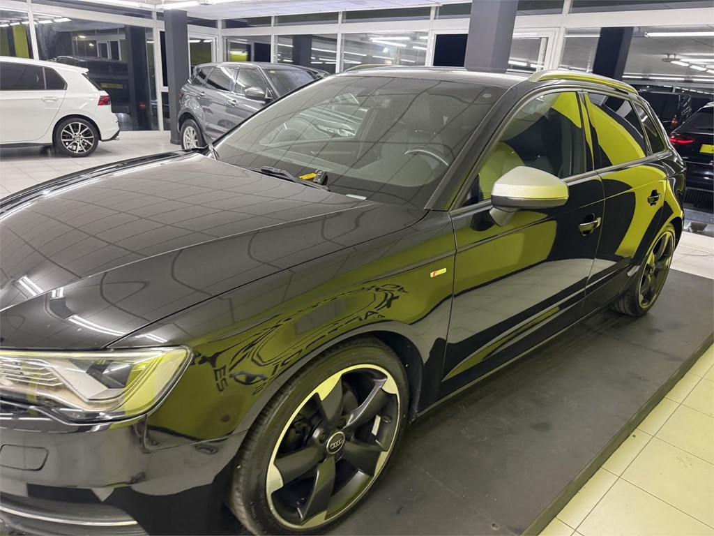 Foto 8 AUDI A3 1.4 Tfsi SLINE 
