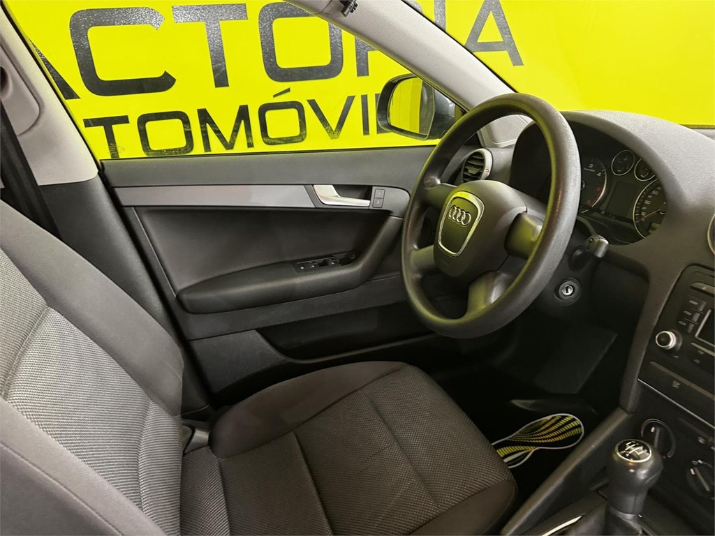 Foto 28 AUDI A3 1.9 TDI 