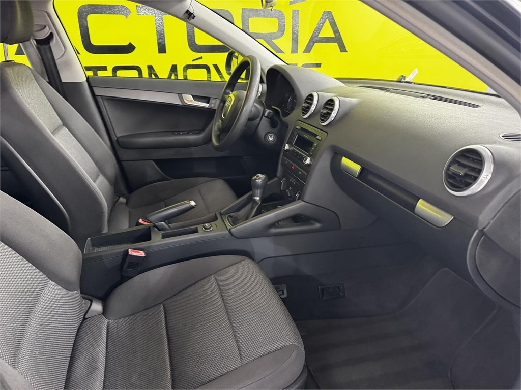 Foto 32 AUDI A3 1.9 TDI 