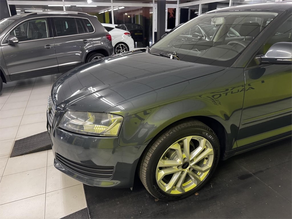 Foto 56 AUDI A3 1.9 TDI 