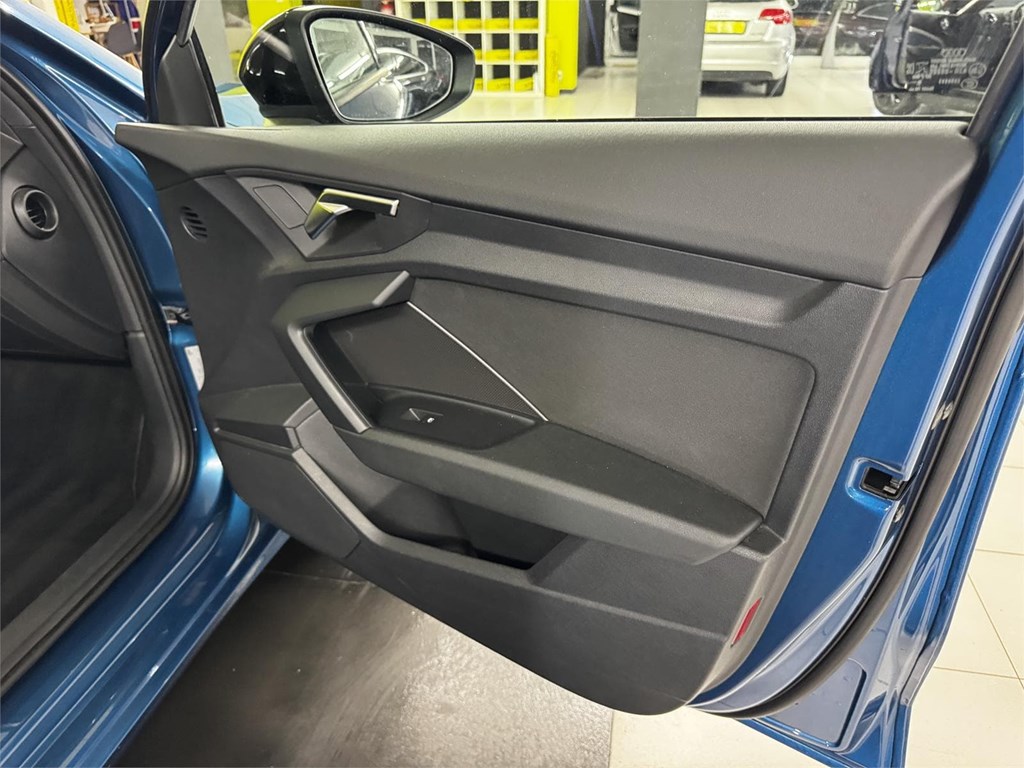 Foto 25 AUDI A3 35 TDI 