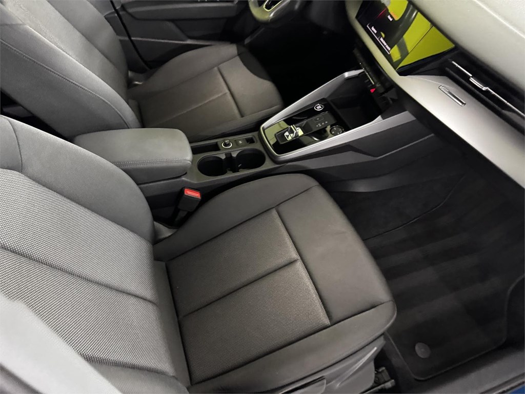 Foto 34 AUDI A3 35 TDI 