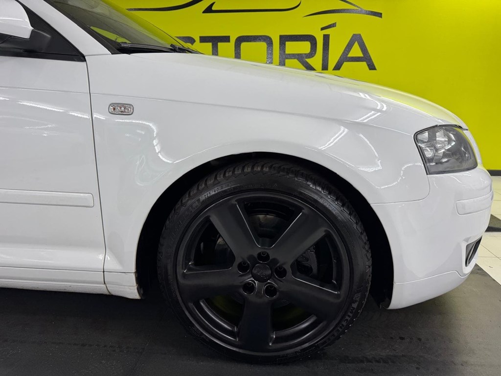 Foto 13 AUDI A3 Sline 