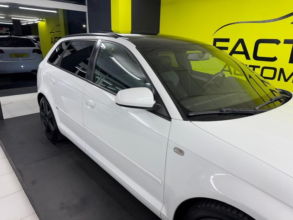 Foto 15 AUDI A3 Sline 