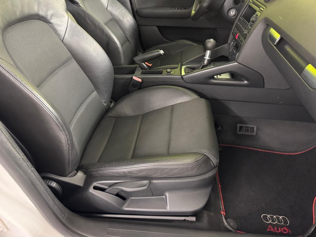 Foto 34 AUDI A3 Sline 