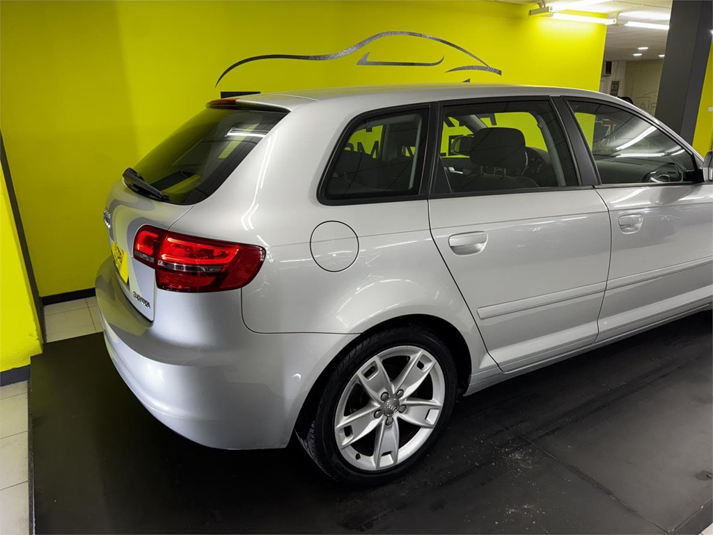 Foto 21 AUDI A3 SPORTBACK 2.0tdi 