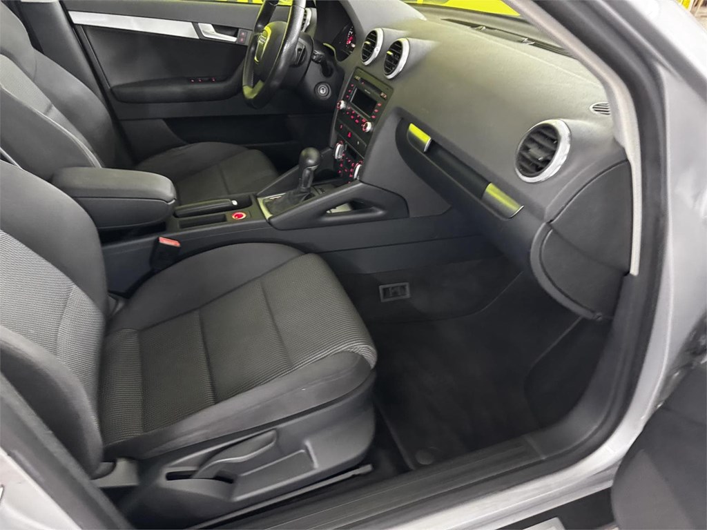 Foto 34 AUDI A3 SPORTBACK 2.0tdi 