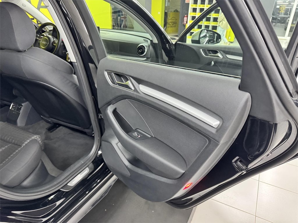 Foto 30 AUDI A3