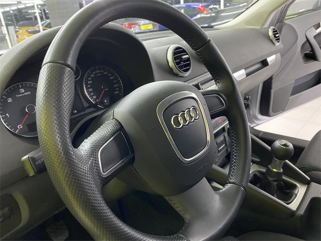 Foto 10 AUDI A3 