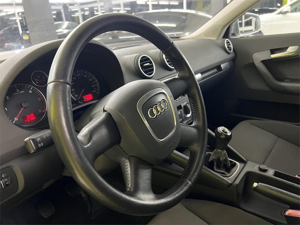 Foto 30 AUDI A3 