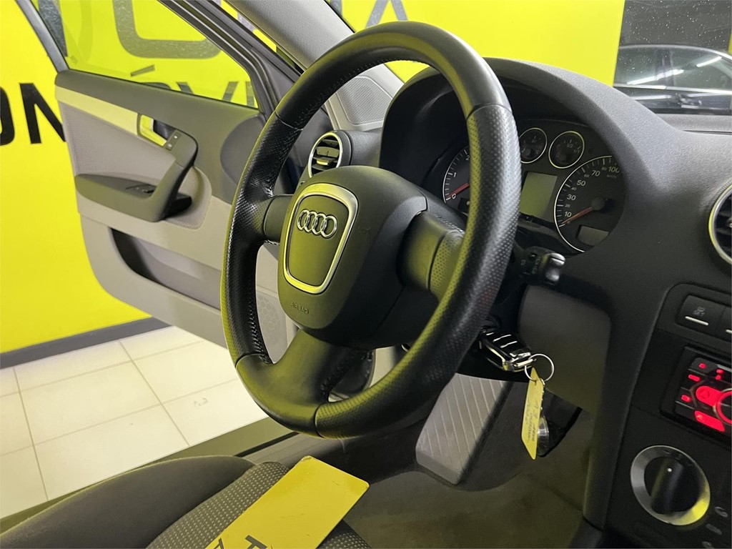 Foto 15 AUDI A3 