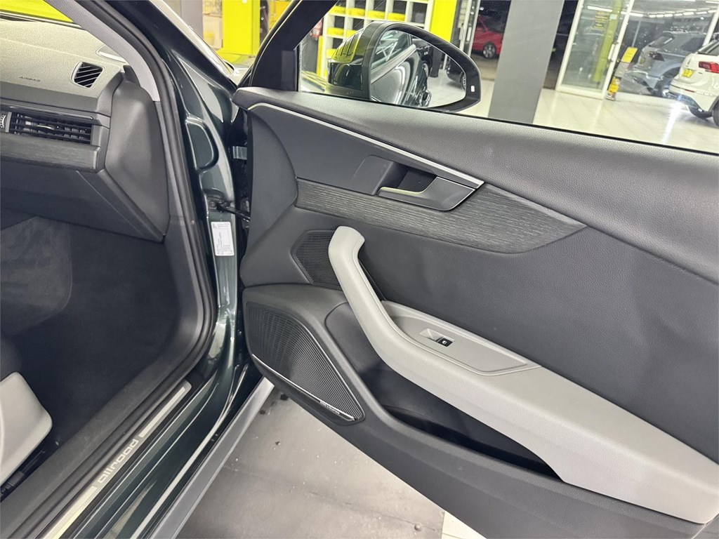 Foto 19 AUDI A4 ALLROAD 