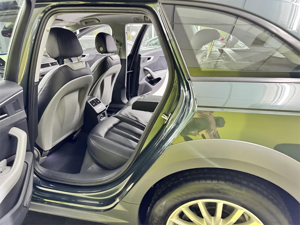 Foto 43 AUDI A4 ALLROAD 