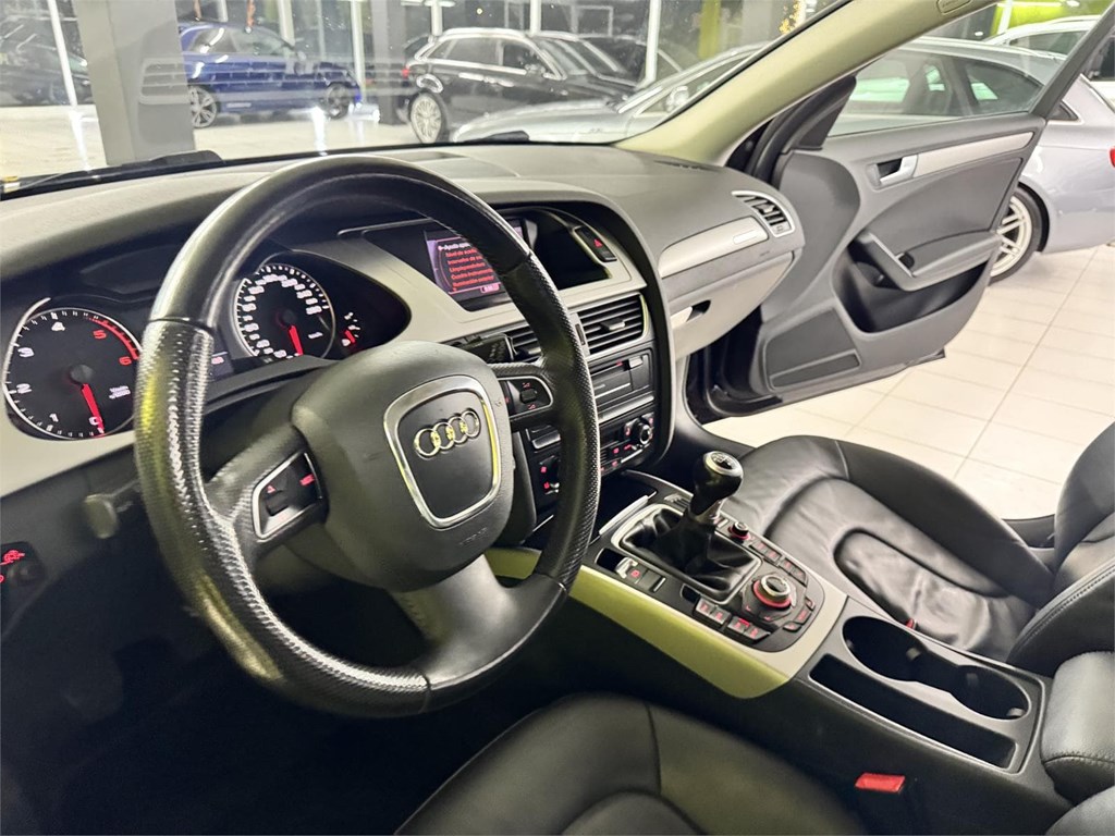 Foto 26 AUDI A4 ALLROAD 