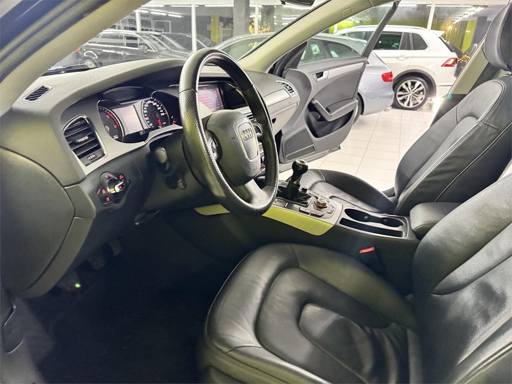 Foto 27 AUDI A4 ALLROAD 