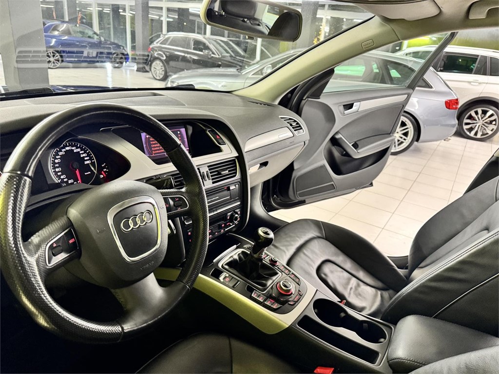 Foto 48 AUDI A4 ALLROAD 