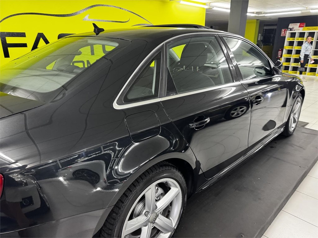 Foto 14 AUDI A4 S-LINE 
