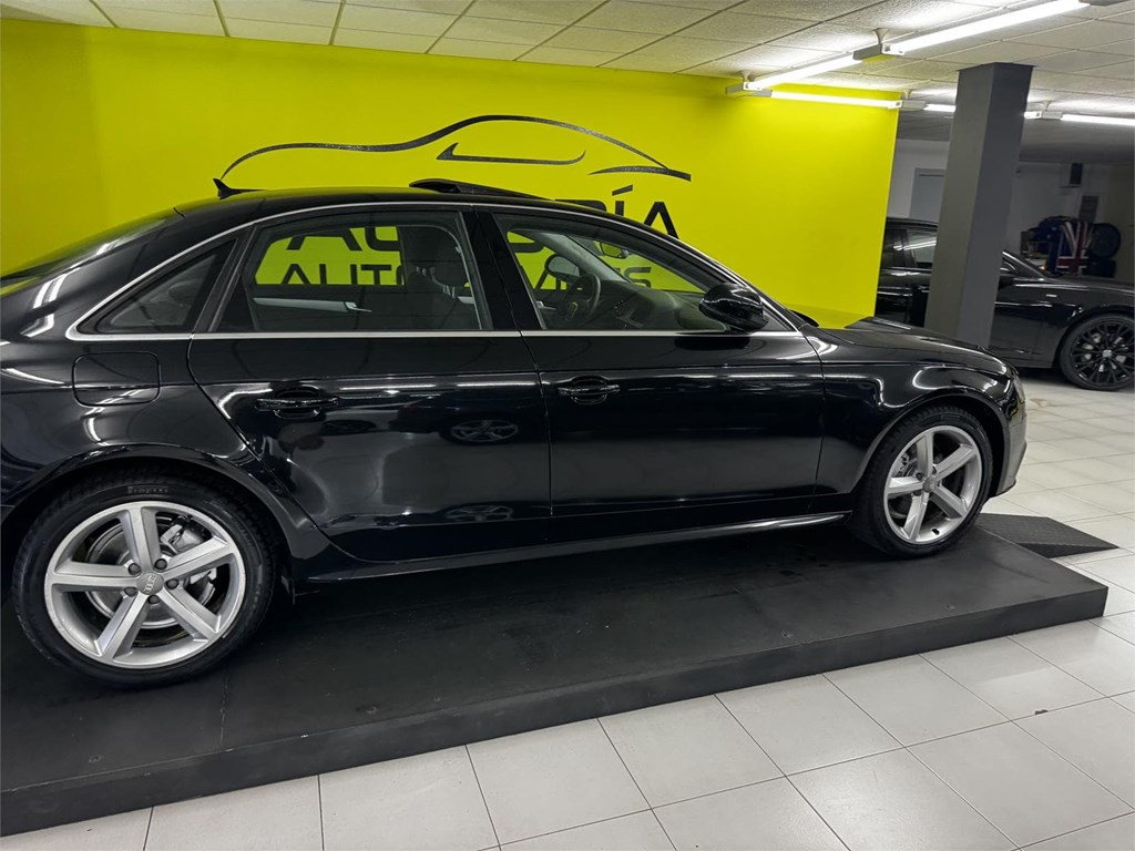 Foto 15 AUDI A4 S-LINE 