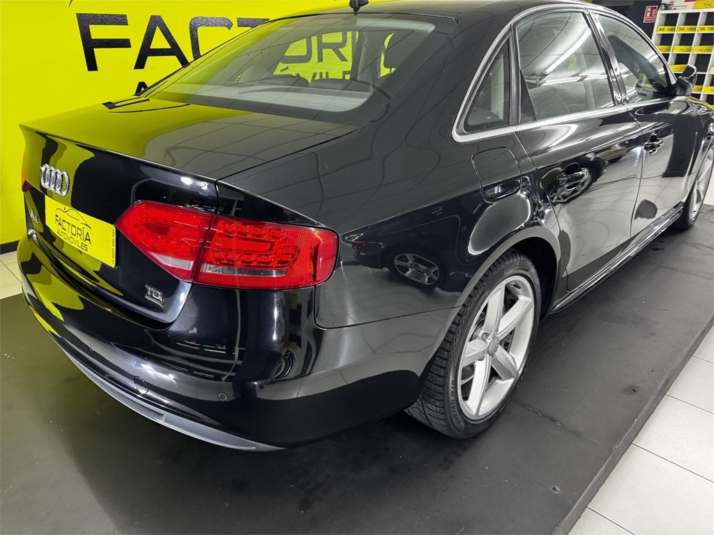 Foto 21 AUDI A4 S-LINE 