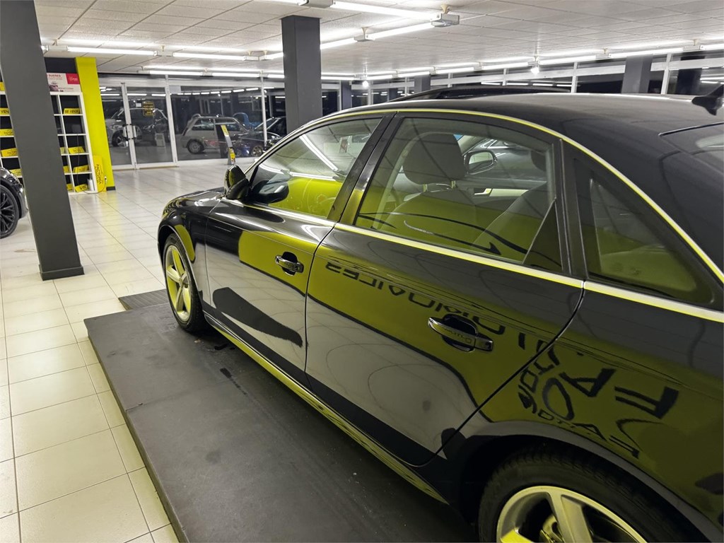 Foto 46 AUDI A4 S-LINE 