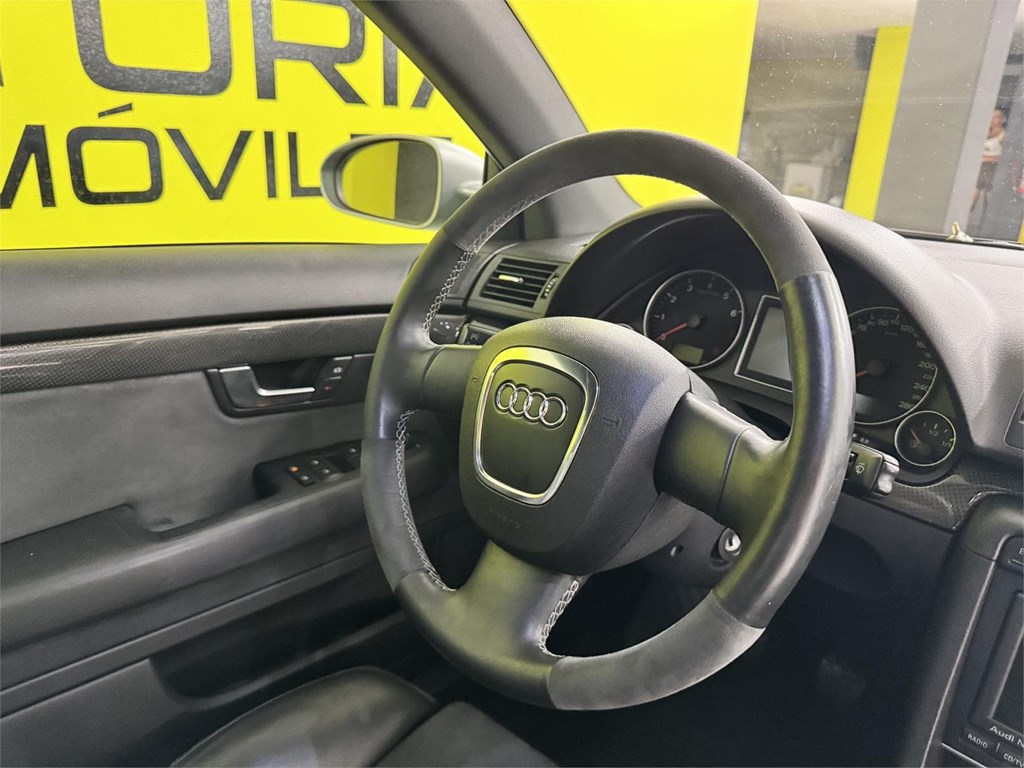 Foto 17 AUDI A4 