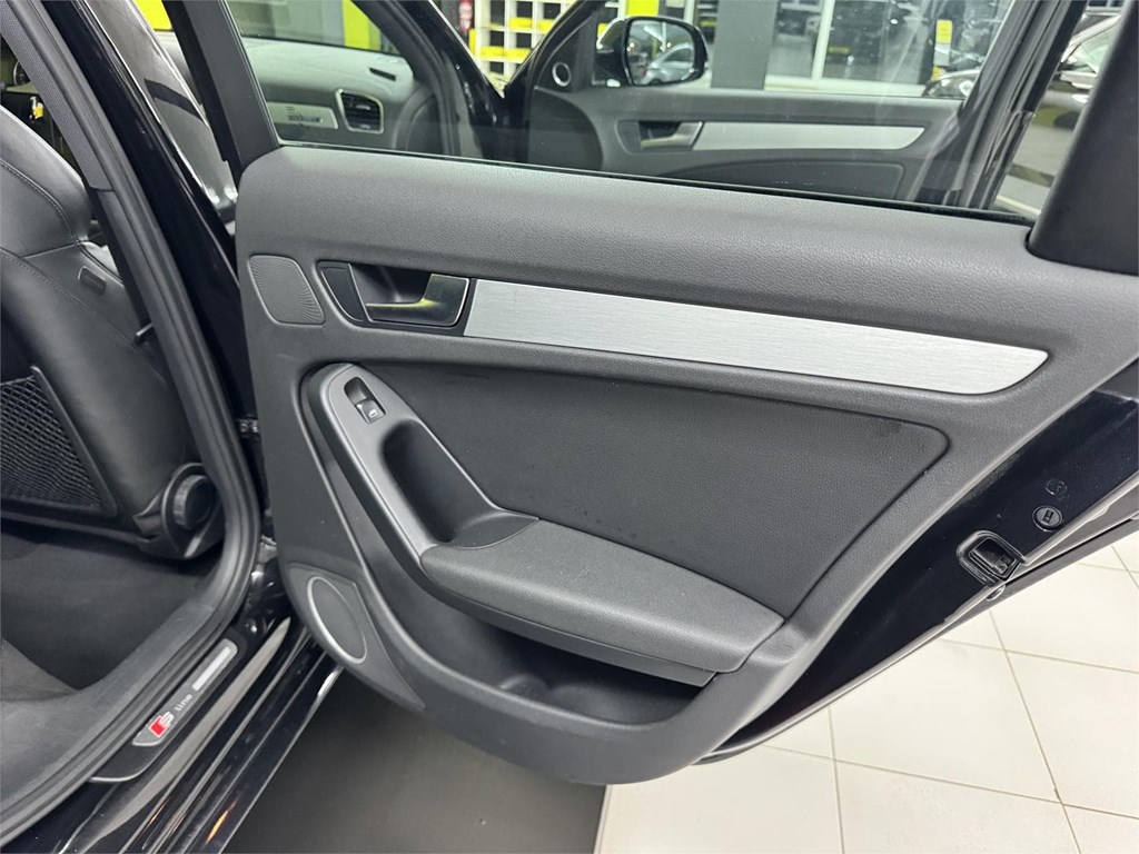 Foto 25 AUDI A4