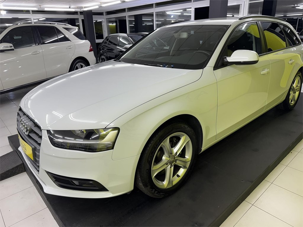 Foto 16 AUDI A4 