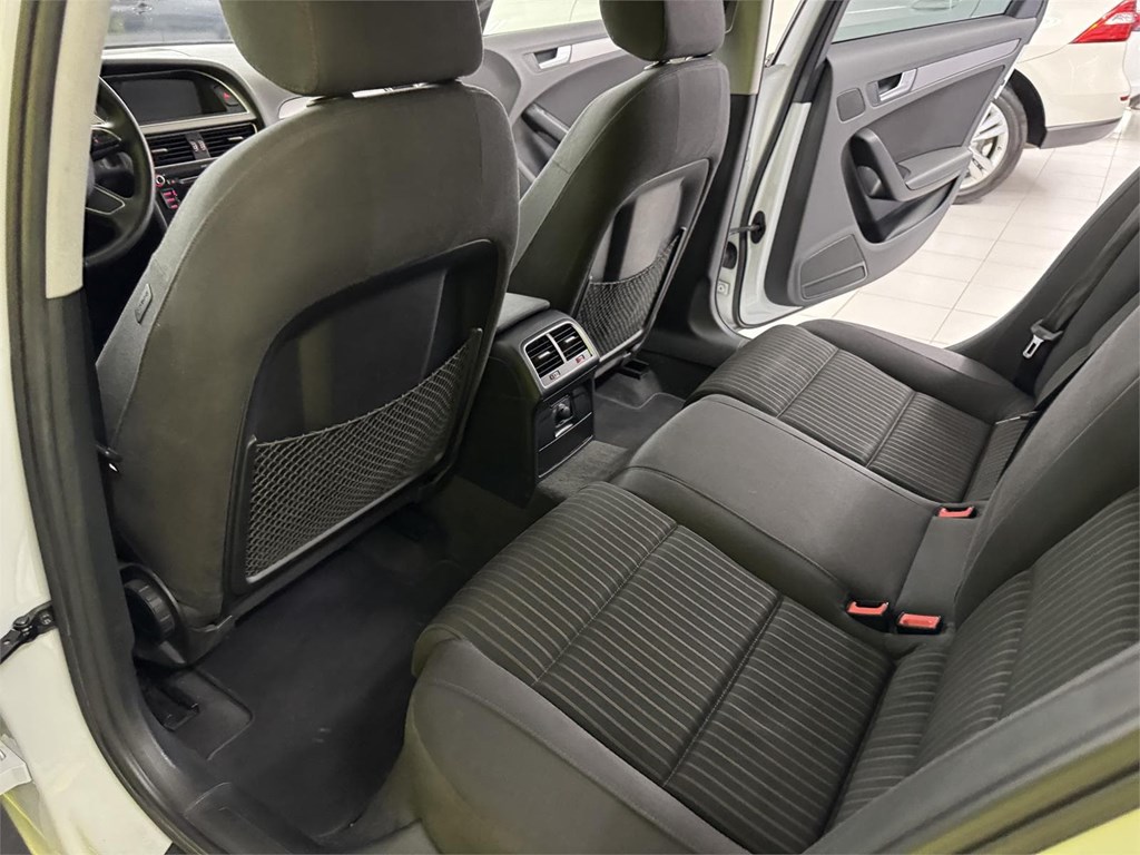 Foto 43 AUDI A4 