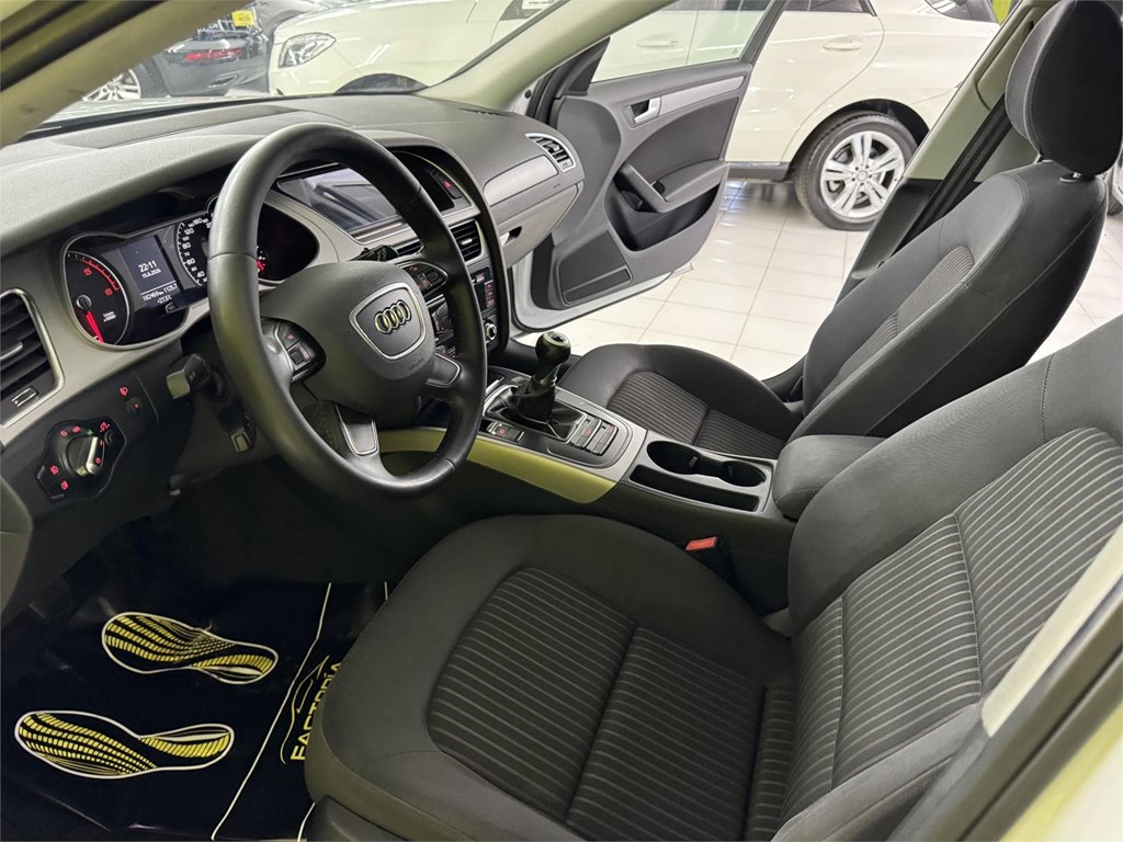 Foto 51 AUDI A4 
