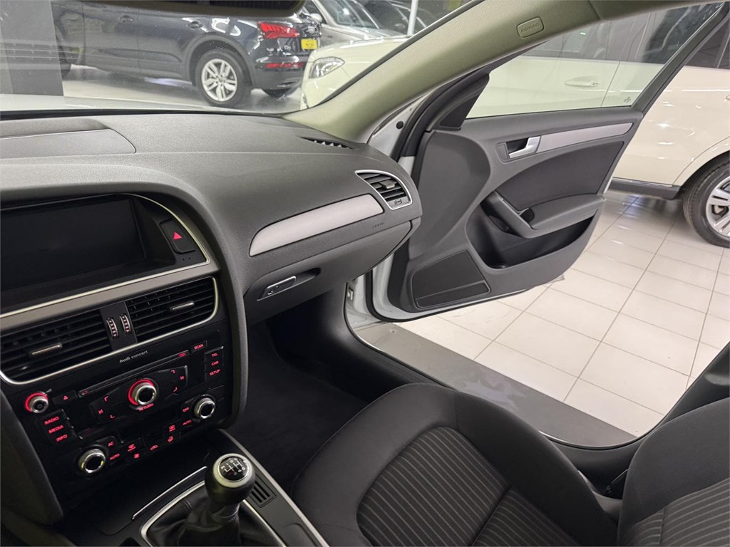 Foto 53 AUDI A4 