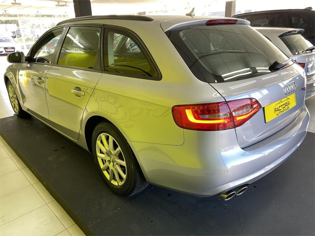 Foto 2 AUDI A4 