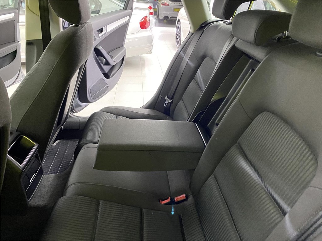 Foto 17 AUDI A4 