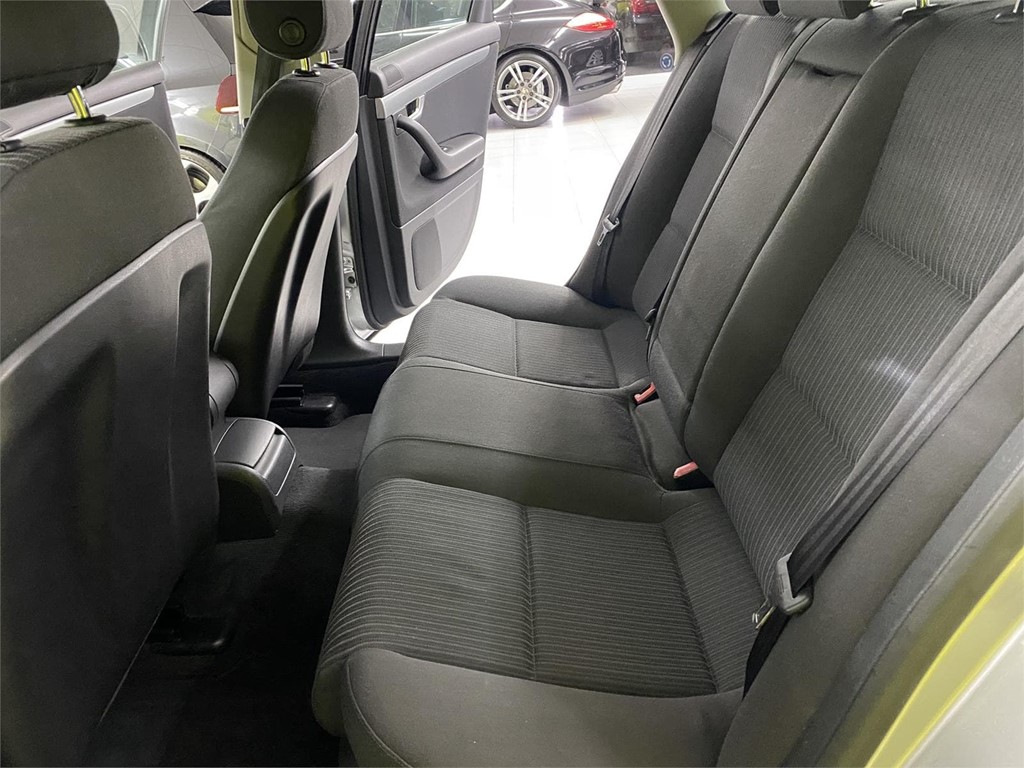 Foto 12 AUDI A4 