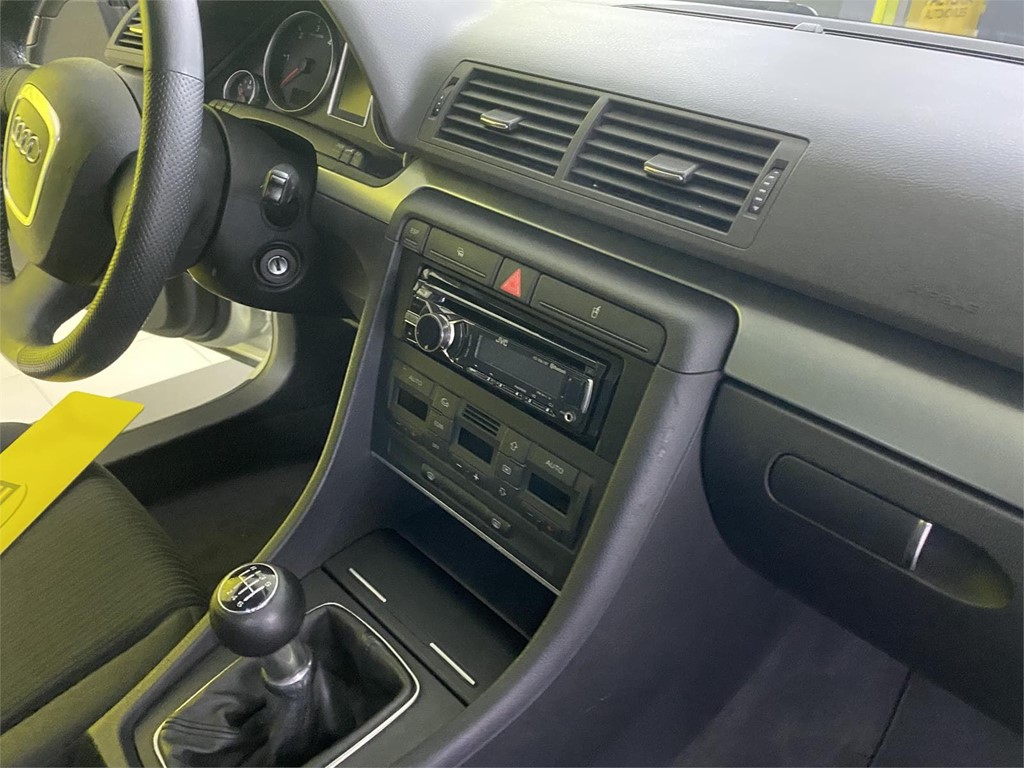 Foto 24 AUDI A4 