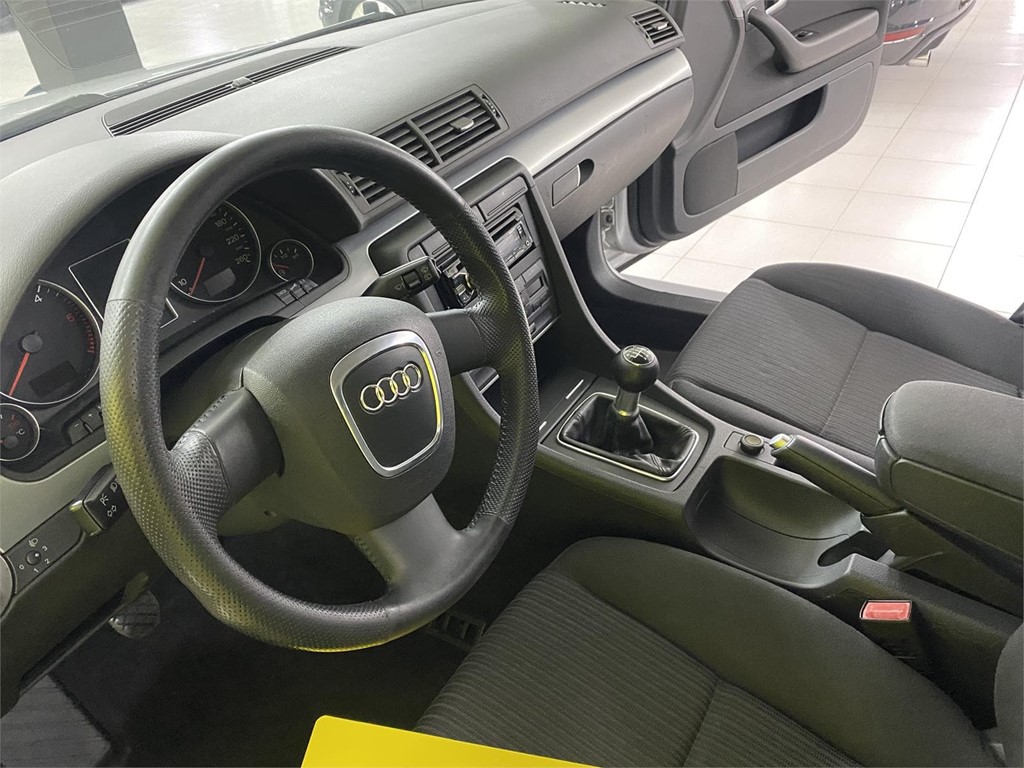 Foto 8 AUDI A4 
