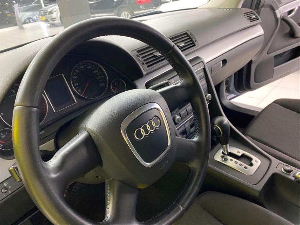 Foto 8 AUDI A4